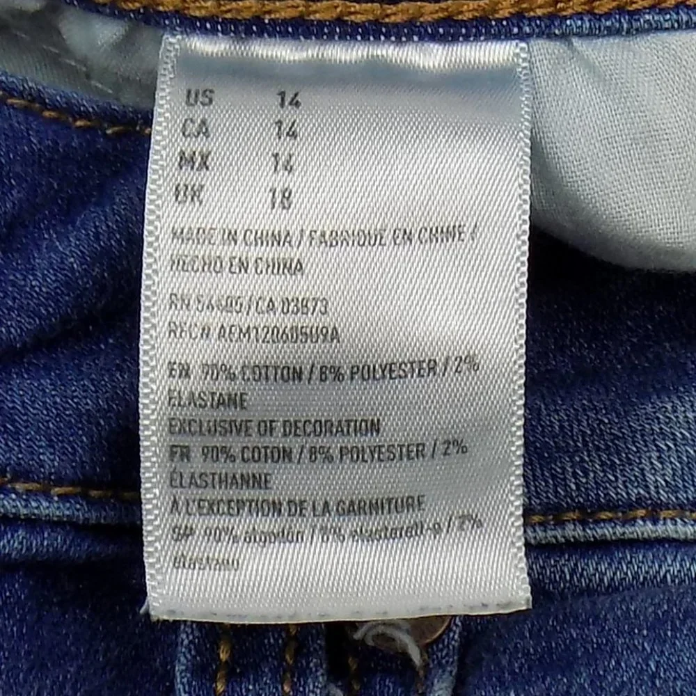 American Eagle Outfitters Next Level Stretched Denim Shorts Size 14 - Picture 7 of 7